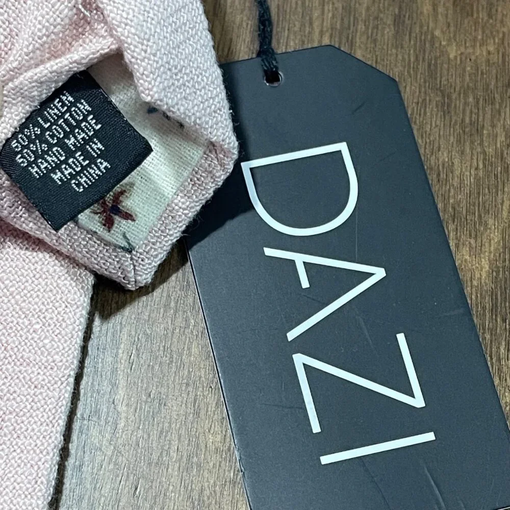 Dazi Pale Pink Skinny Tie 50% Linen, 50% Cotton NEW Approx. 2.5